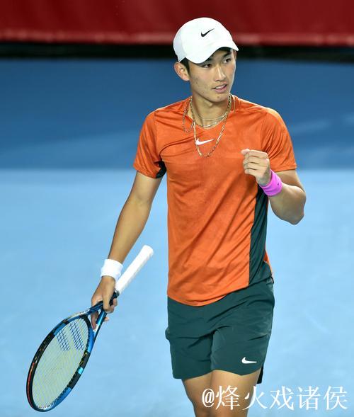 香港赛商竣程因身体不适退赛 锦织圭将与穆勒争冠 香港赛商竣程因身体不适退赛 锦织圭将与穆勒争冠