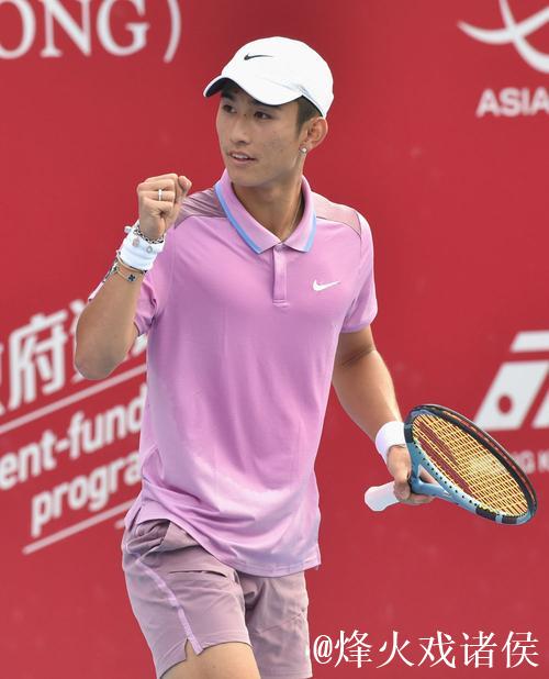 香港赛商竣程因身体不适退赛 锦织圭将与穆勒争冠 香港赛商竣程因身体不适退赛 锦织圭将与穆勒争冠