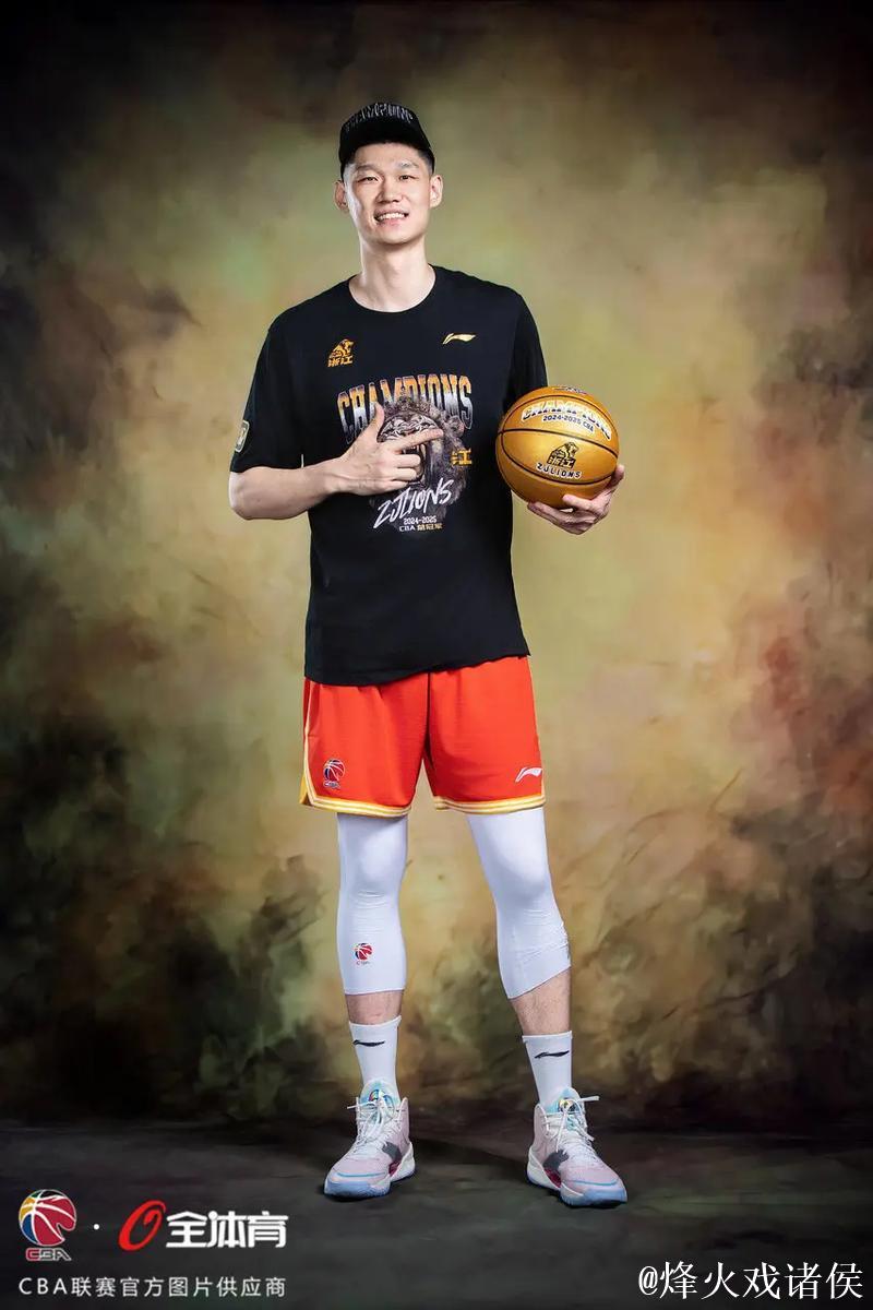 胡金秋12+5林秉圣15+5 浙江方兴渡击败新疆伊力特